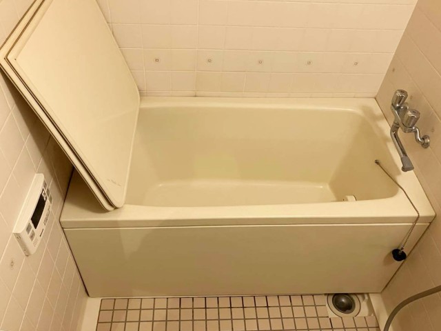 サイズアップとワイド浴槽で広々とくつろげる浴室施工後イメージ１