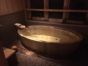 伊勢9